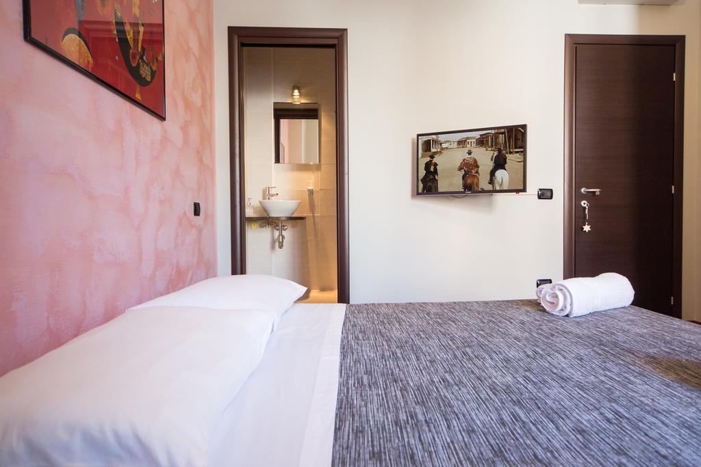 Domus Regis Bed & Breakfast Каляри Стая снимка