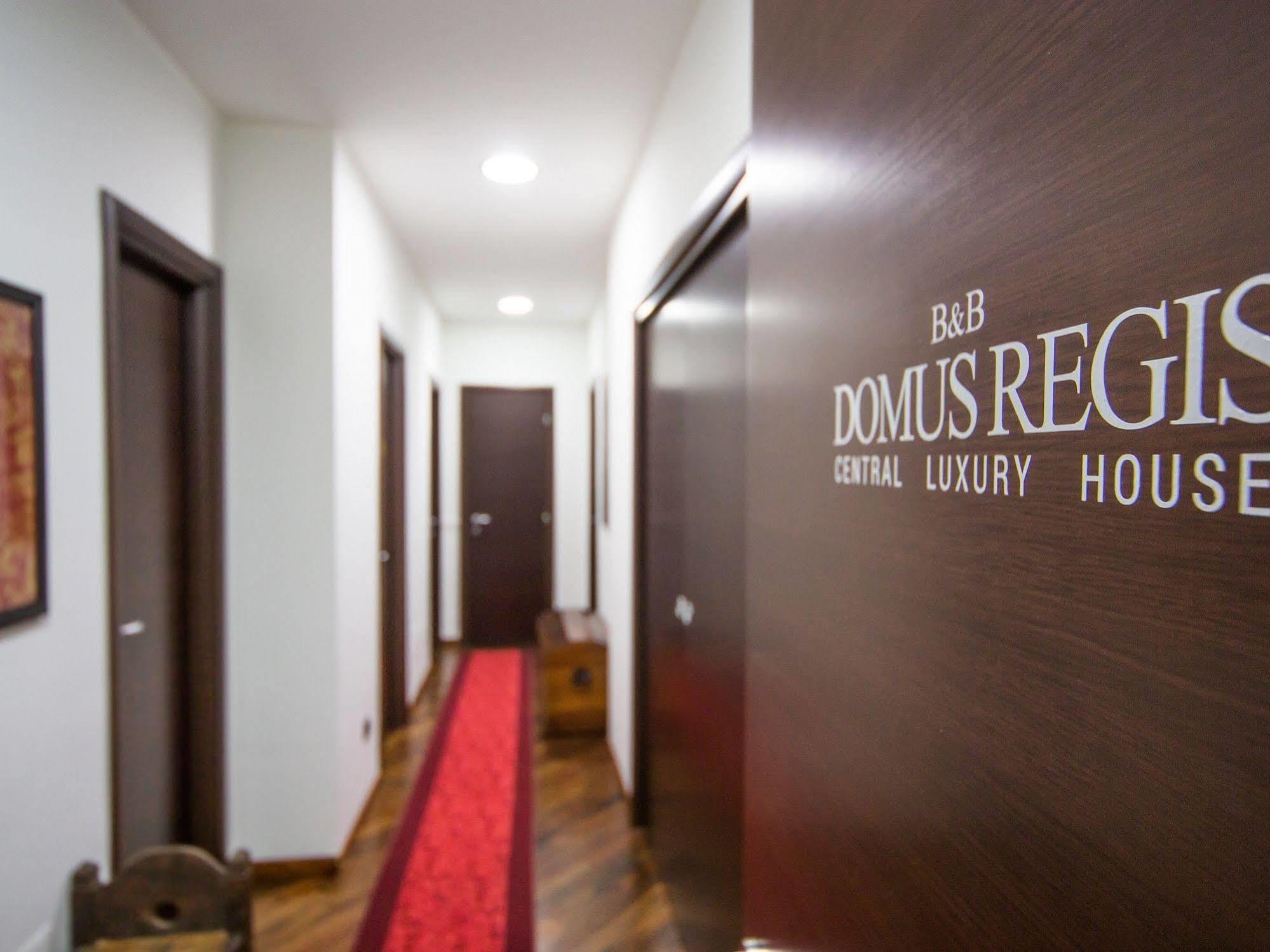 Domus Regis Bed & Breakfast Каляри Екстериор снимка
